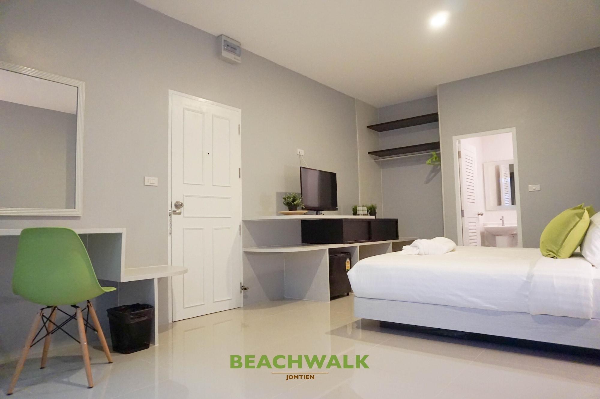 Beachwalk Jomtien Exterior photo