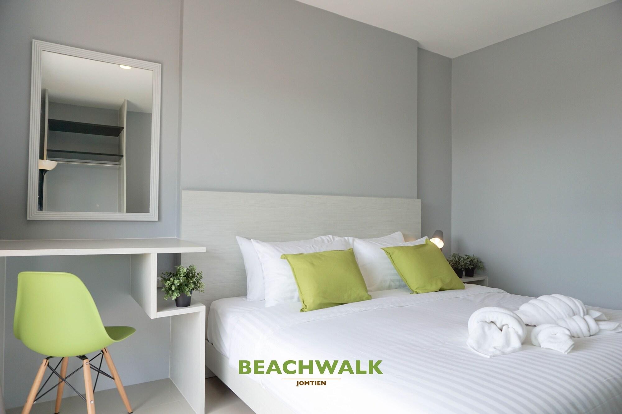 Beachwalk Jomtien Exterior photo
