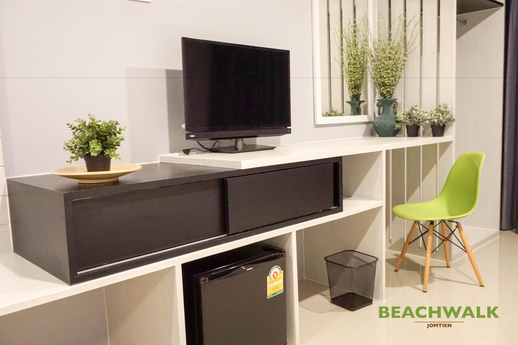 Beachwalk Jomtien Exterior photo