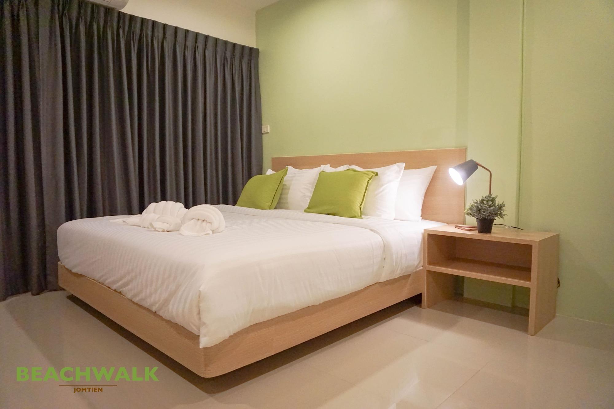 Beachwalk Jomtien Exterior photo
