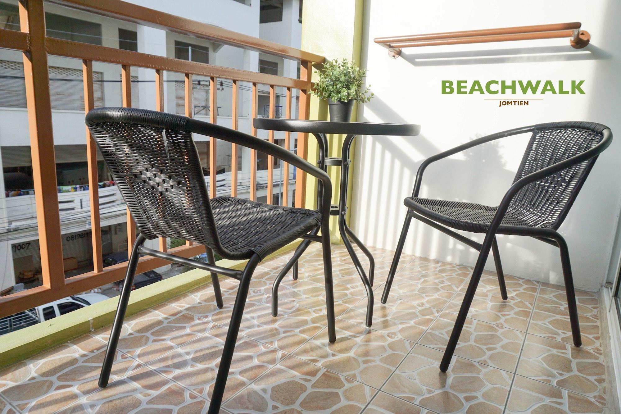 Beachwalk Jomtien Exterior photo