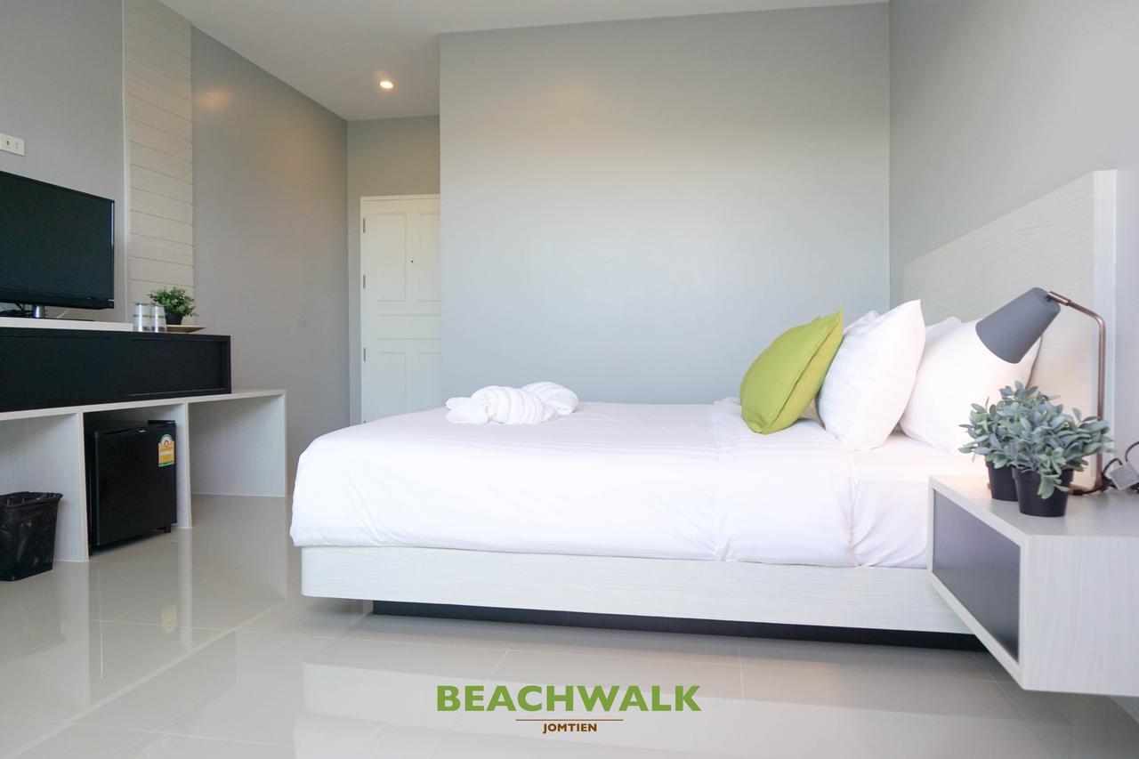 Beachwalk Jomtien Exterior photo