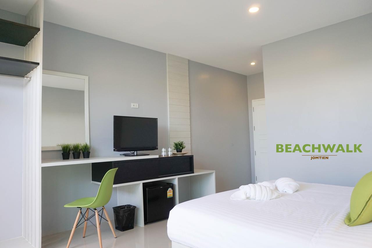 Beachwalk Jomtien Exterior photo