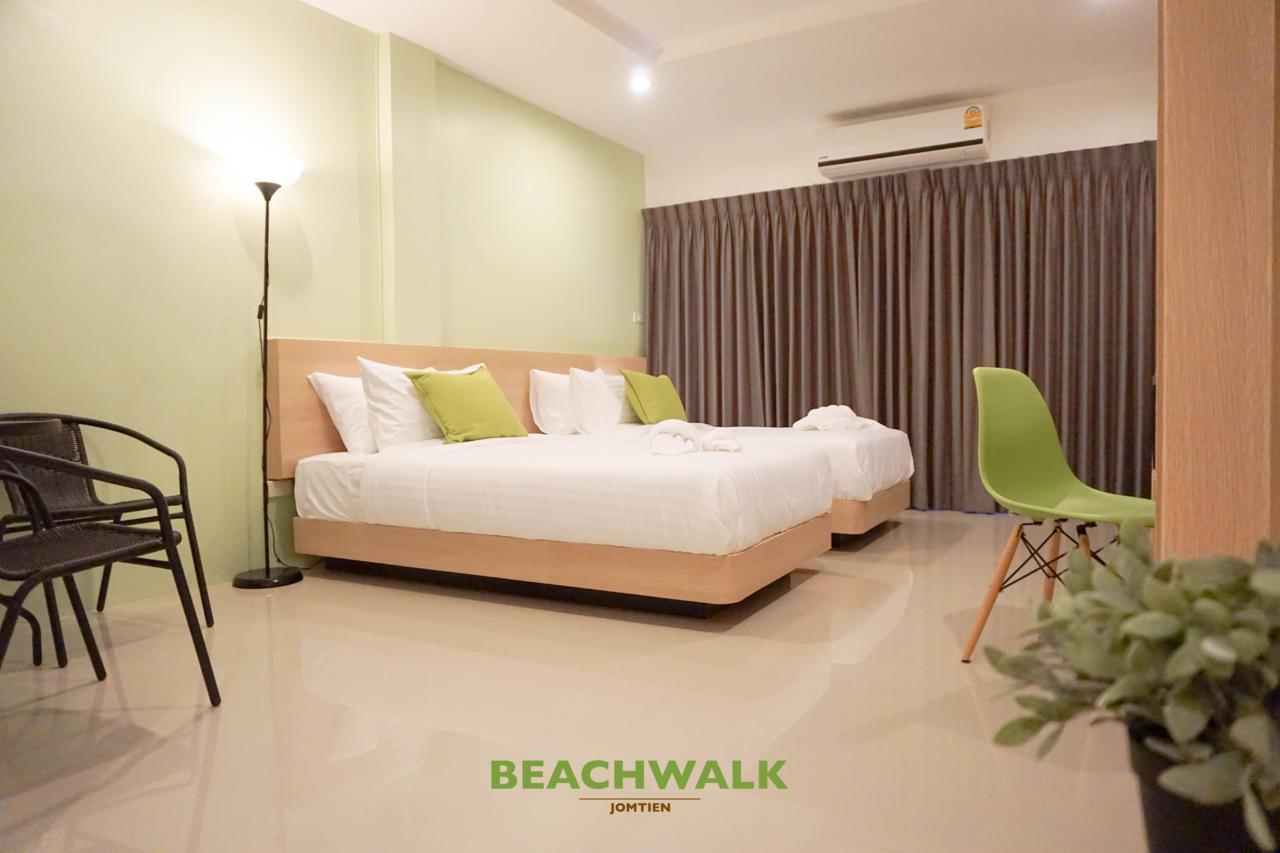 Beachwalk Jomtien Exterior photo