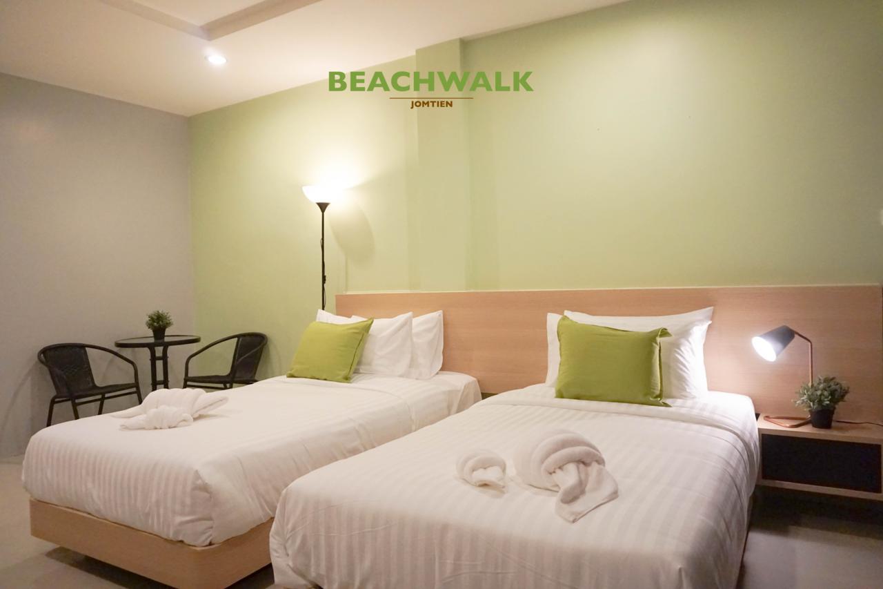 Beachwalk Jomtien Exterior photo