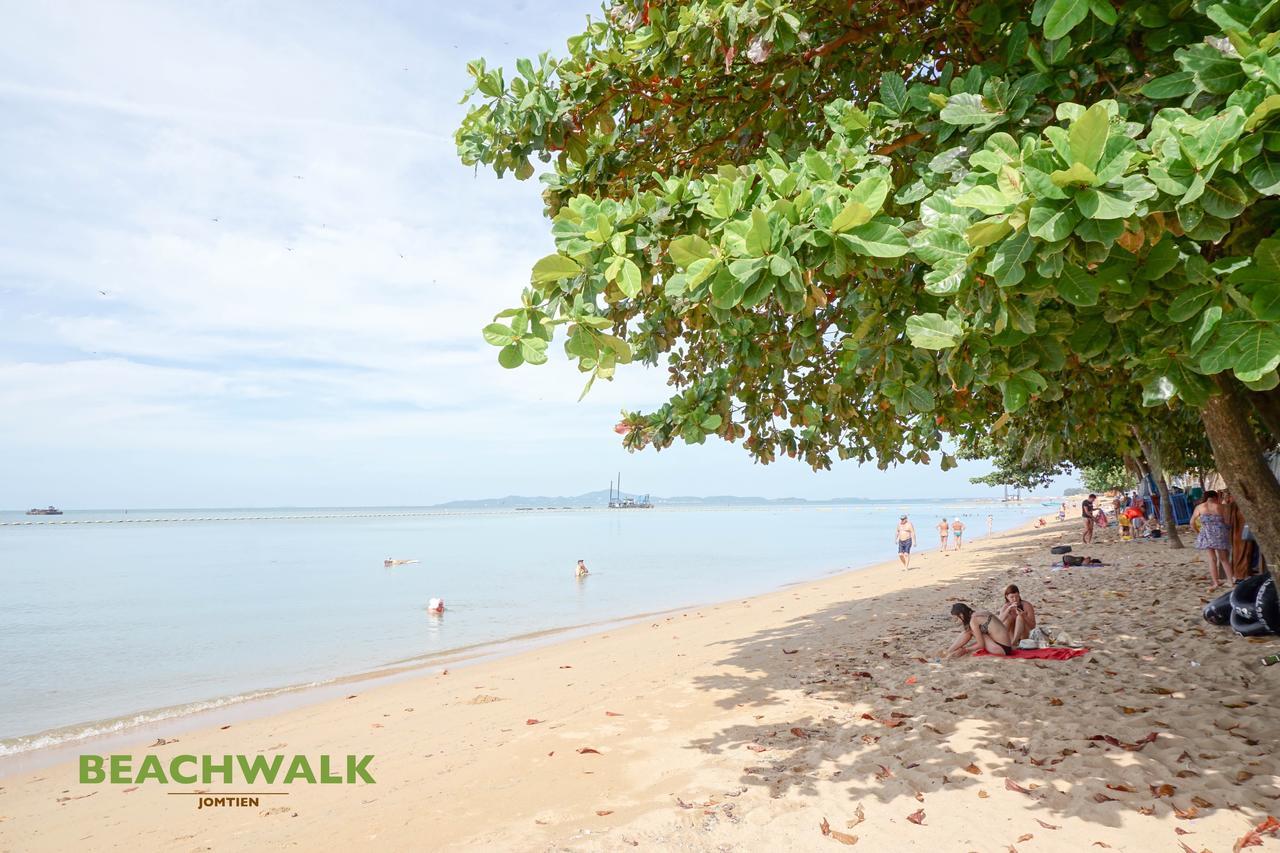 Beachwalk Jomtien Exterior photo