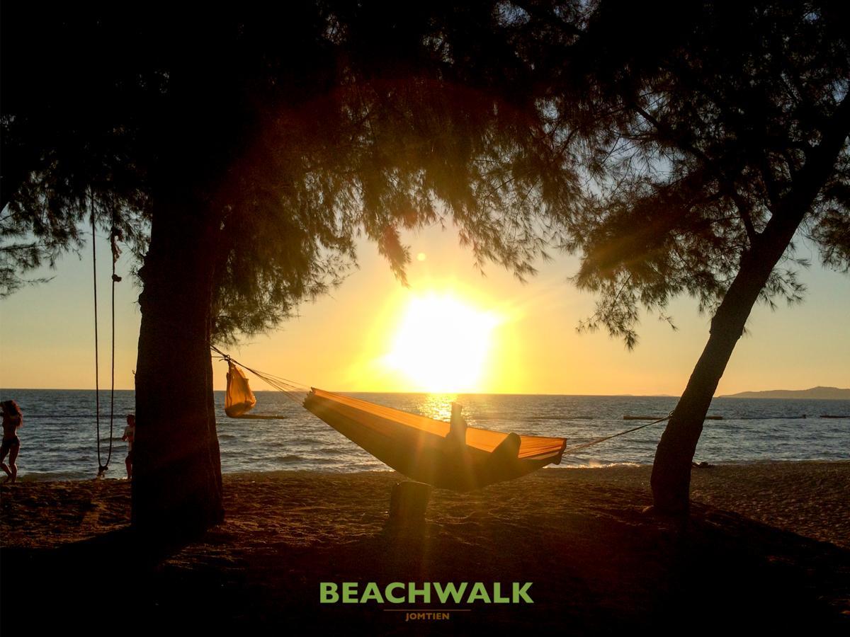 Beachwalk Jomtien Exterior photo